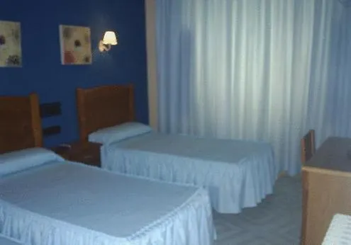 Vivienda Turistica Rural Plaza Guest House Torreperogil 0*,